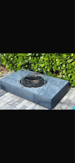 EcoSmart Fire - Martini 50" Rectangular Concrete Fire Pit Table