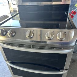LG Double Oven Electric Stove