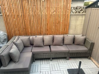 Outdoor furniture set
