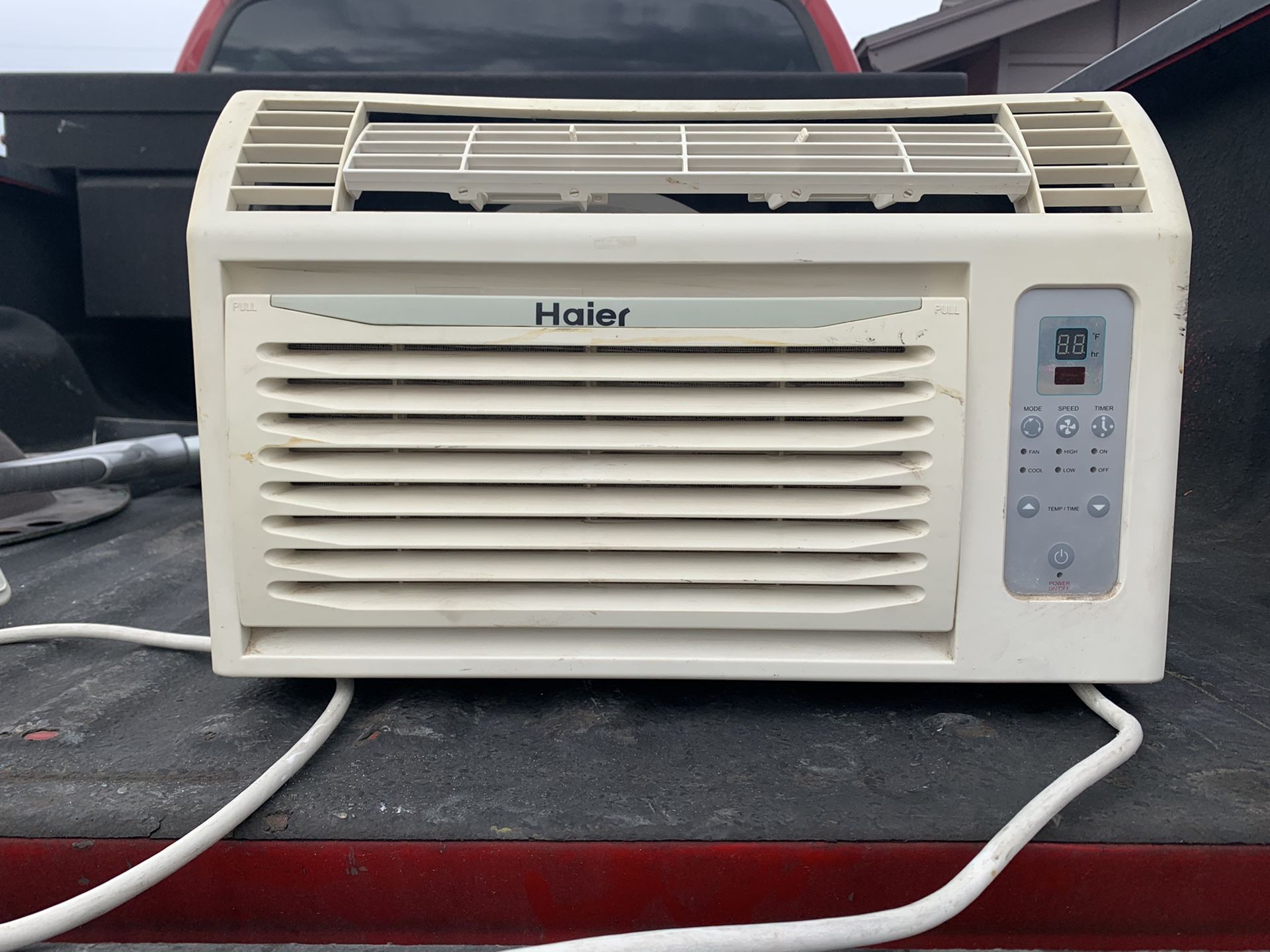 Haired wall ac unit