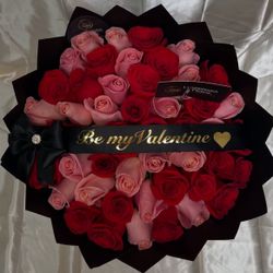 Valentines Rose Bouquets / Ramo De Día De San Valentín 