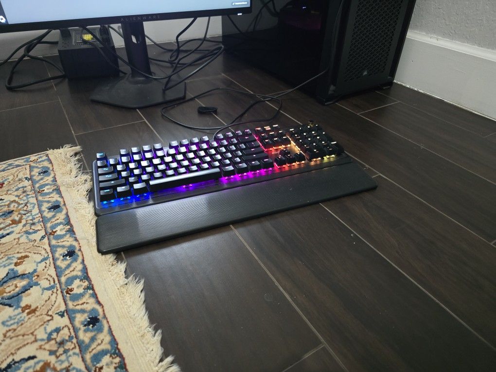 Roccqt Pyro keyboard
