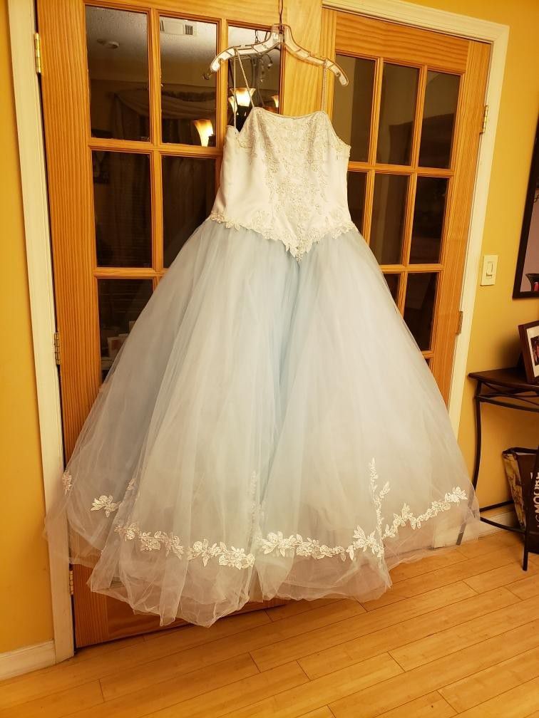 Prom /sweet 16 dress size 16