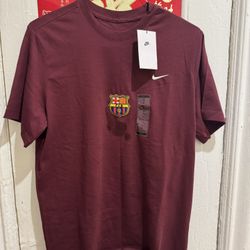 New Nike T -Shirt  With Custom FC Barcelona Patch Size M
