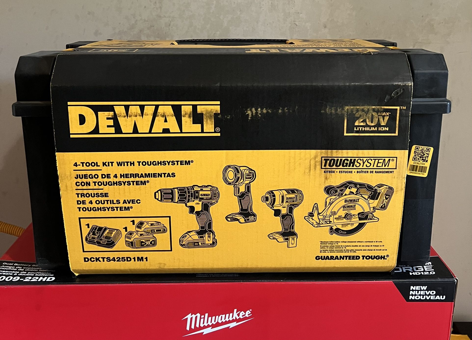 Dewalt 20v 3 Tool combo Kit With ToughSystem box