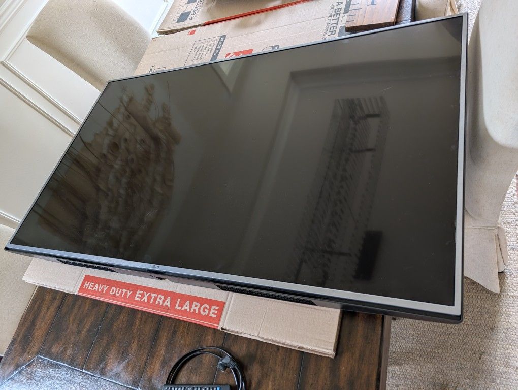 60" LG LED 4K TV
