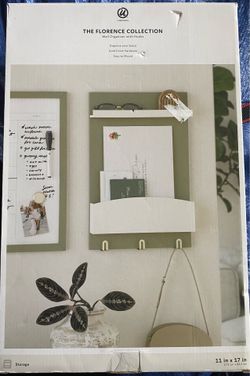 THE FLORENCE COLLECTION Wall Organizer with Hooks