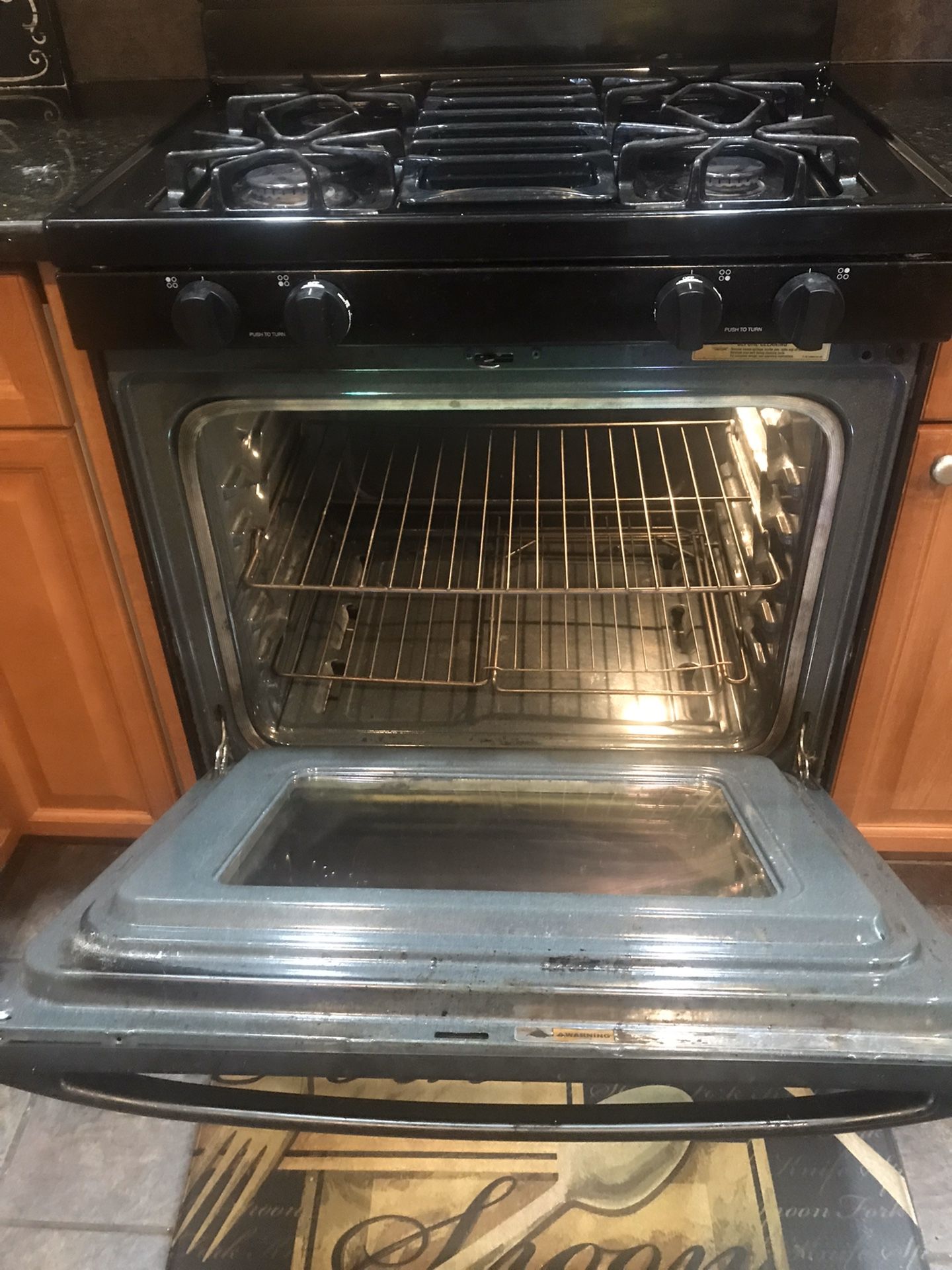 Whirlpool black stainless steel Gas self cleaning oven 30" for Sale in