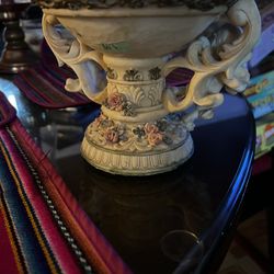 Vase/antique Pieces