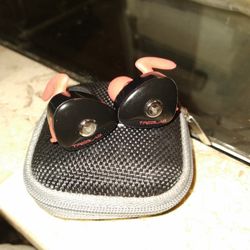 Tre Labs Like New Wireless Bluetooth Headphones