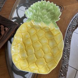 Magenta Pottery Pineapple Serving Platter 14" X 8" X 1.25" Dishwasher safe, Microwave Safe
