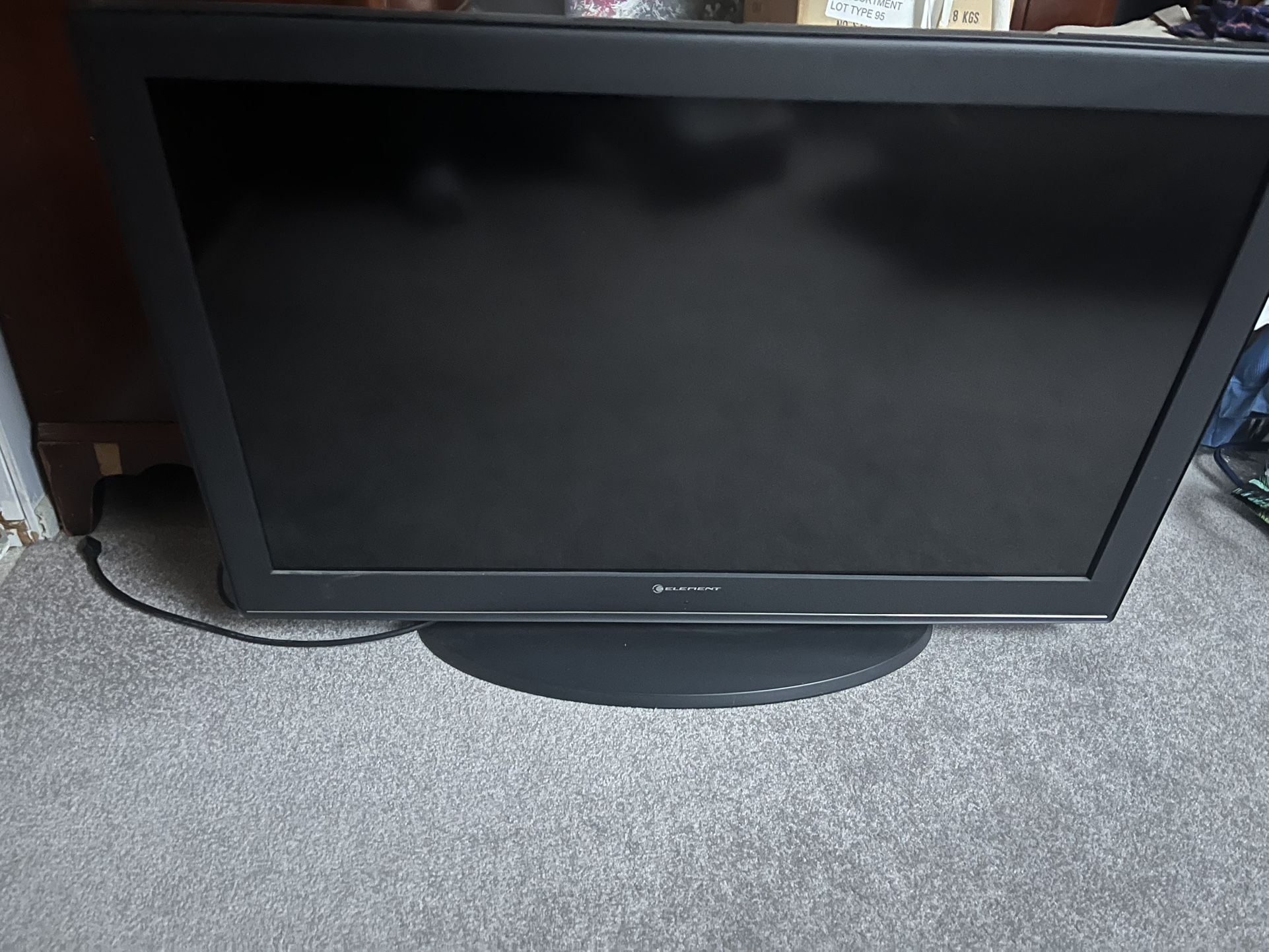 Element 40” TV