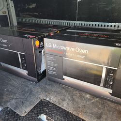 LG 1.8-cu ft 1000-Watt 29.88-in Over the Range Microwave with Sensor Cooking.
