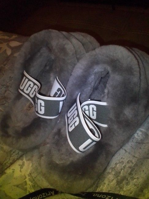 Gray Size 6 Uggs