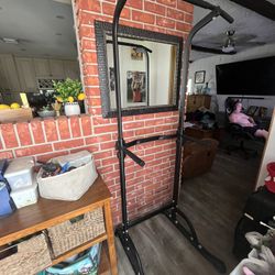 dip-rack/pull up bar