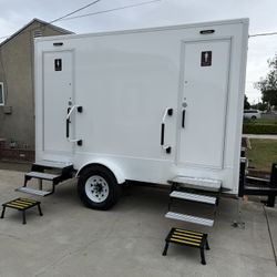 2026 Luxury Restroom Trailer