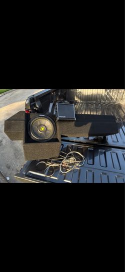 10'in kicker speaker with stark audio box and amp