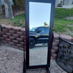 Mirrored Jewelry  Holder 