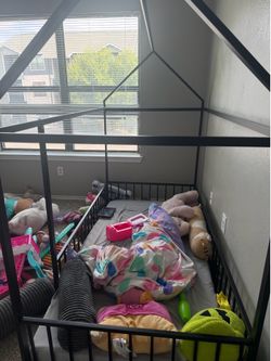 Twin bed frame