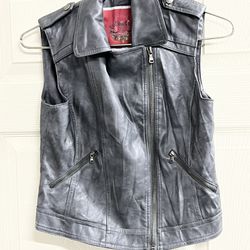 B Collection Girls Black Sleeveless Vest - Size Medium - VGUC