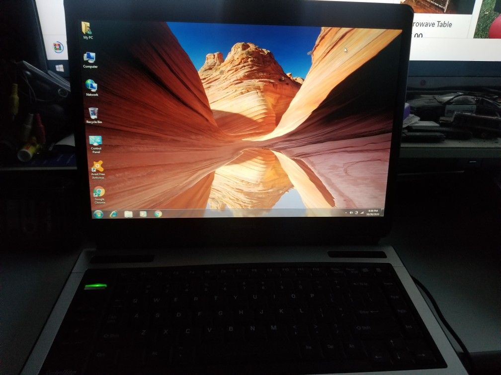 Satellite Toshiba for Virtual School or Business