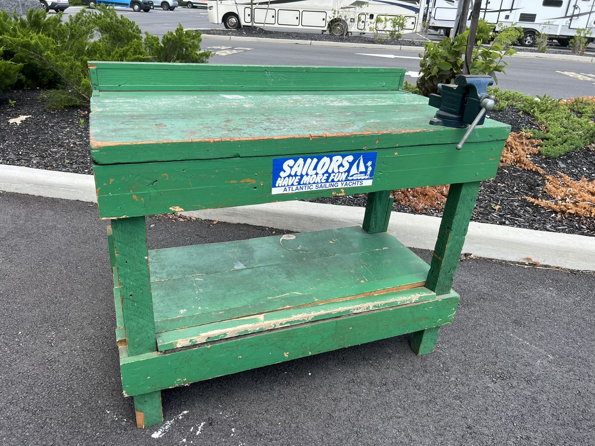 Tool Bench With Vice