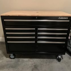 Husky Tool Box 46x18