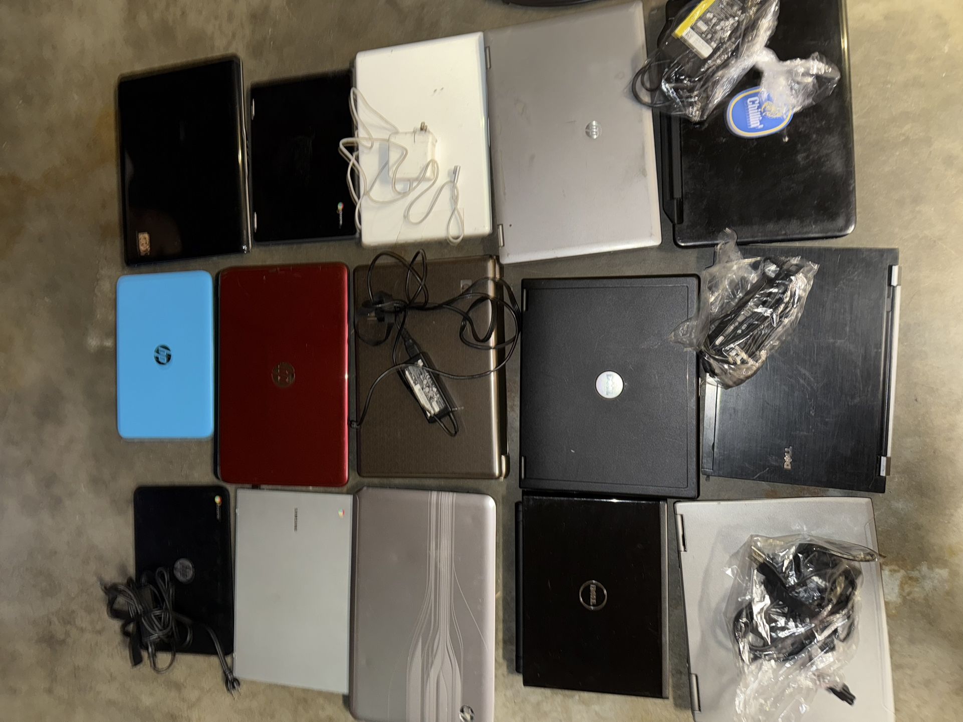 Take All 15 Laptops , Turned On , Pls Read Descriptions 