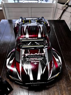 Traxxas Maxx Slash 6s