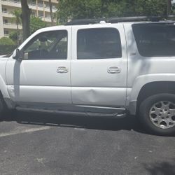 2003 Chevrolet Suburban
