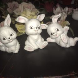Vintage Homco Bunny Trio