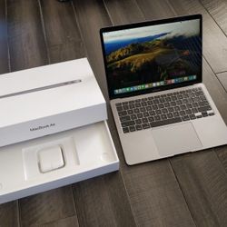 NEW 2021 APPLE MACBOOK AIR TOUCH ID 256GB SSD 8GB RAM M1