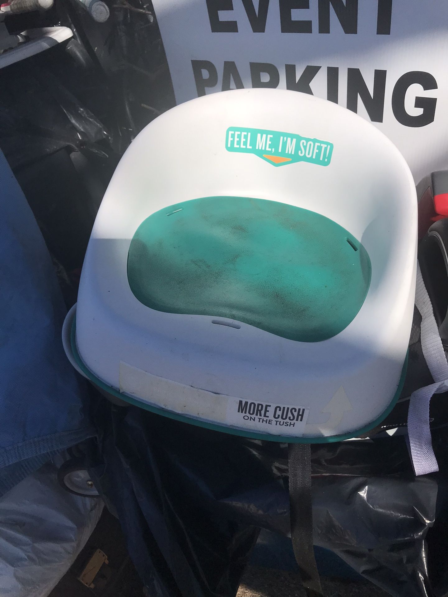 Very nice kids booster seat only $15