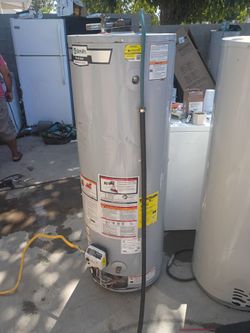 40 gallons natural gas water heater 60 Days warranty pickup off oh delivery