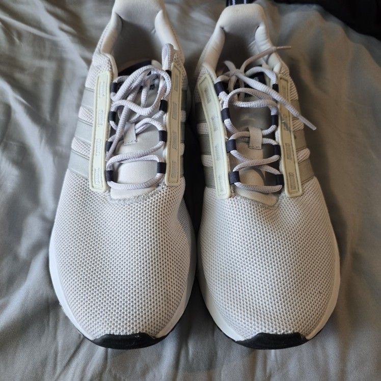 Adidas Cloudfoam