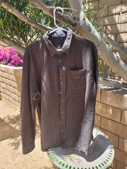 Men's Prana shirt L