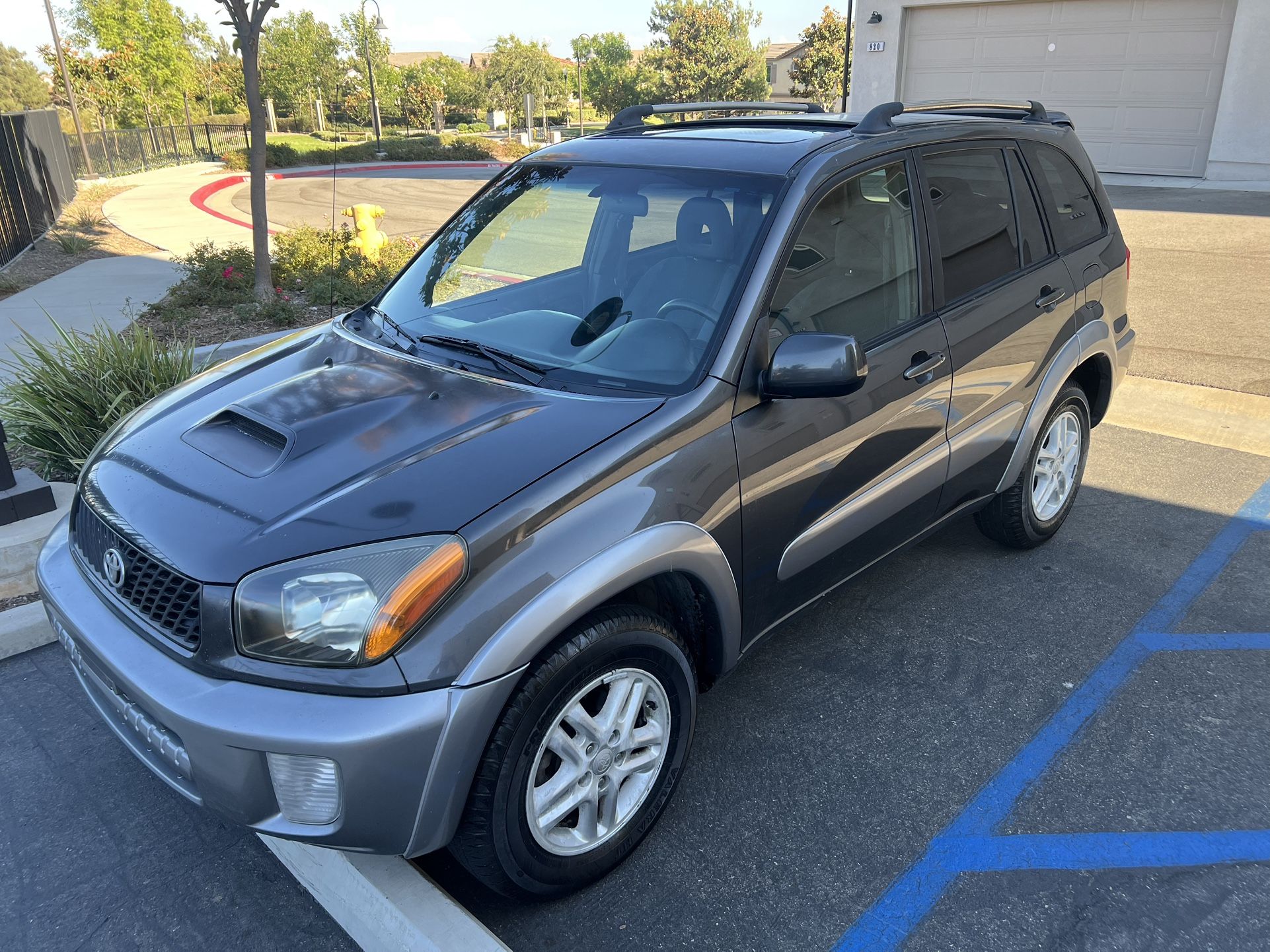 2003 Rav 4 Sport for Sale in Ontario, CA - OfferUp