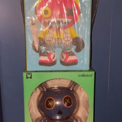 Super Plastic/ Art 
