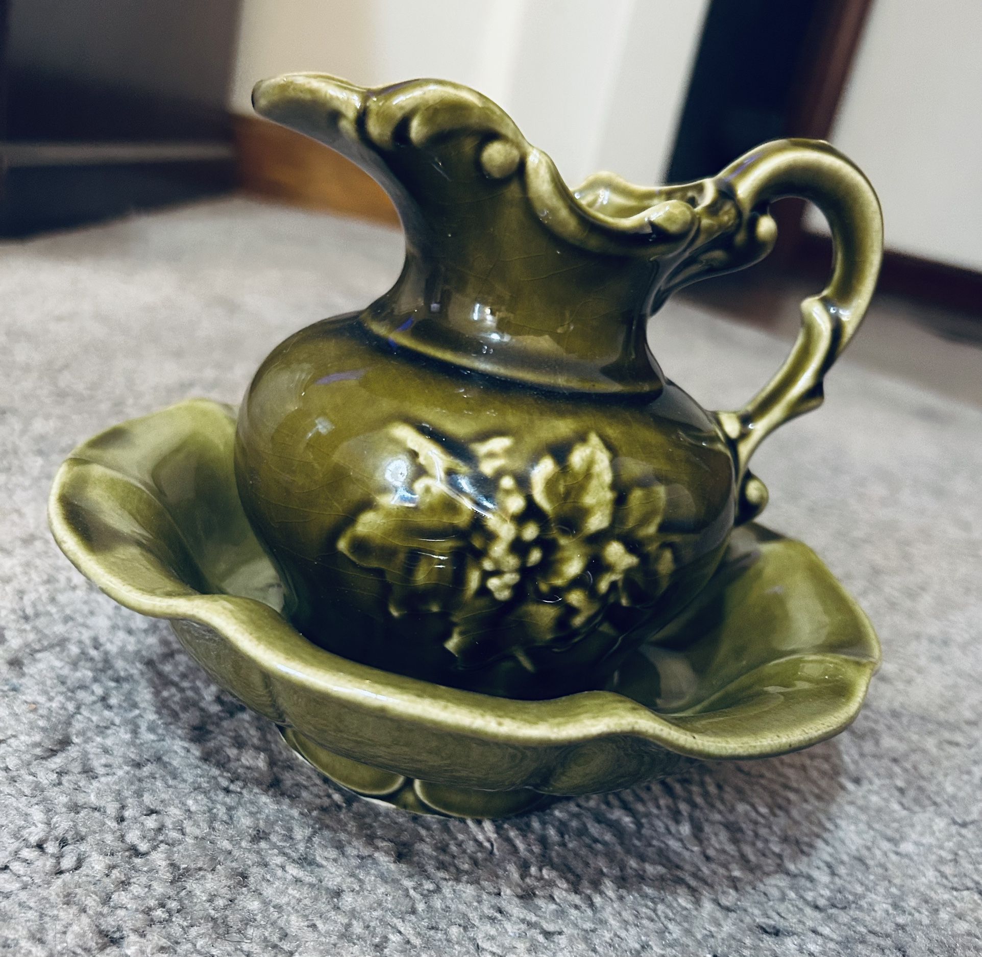 McCoy Pottery Vintage Green Pitcher & Wash Bowl Basin Set