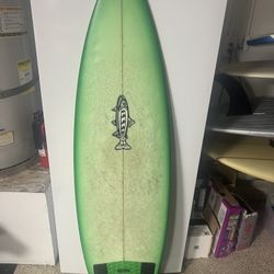 Surfboard 5'4 Short Board
