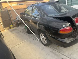 96-98 Nissan parts