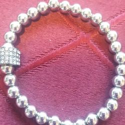 0.65ctw 14K White Gold Filled Fine White SAPPHIRE 5mm Bead Stretch BRACELET