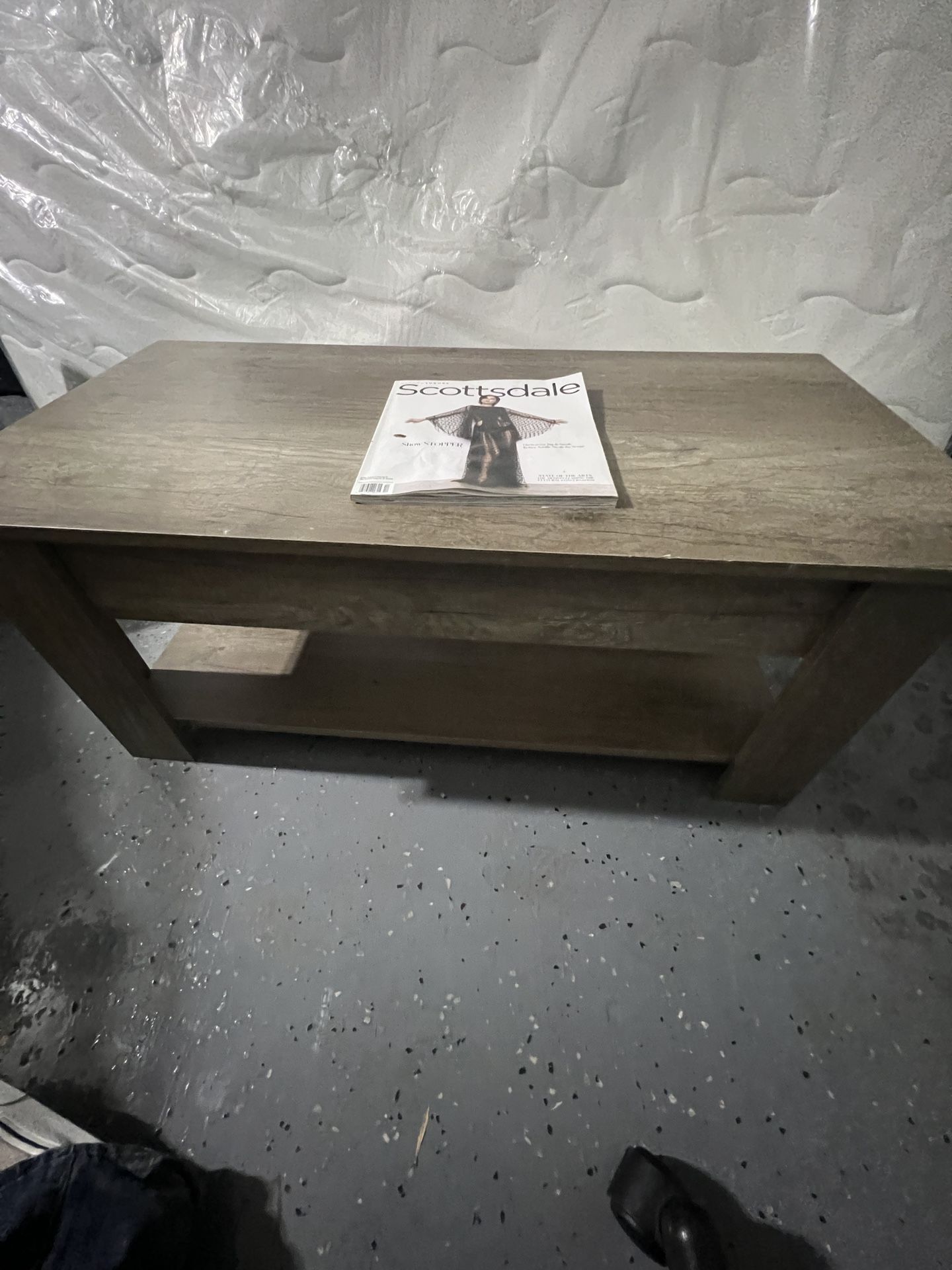 Coffee Table Pop Up & Storage