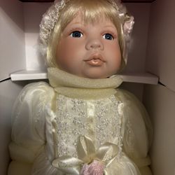 Paradise galleries porcelain dolls