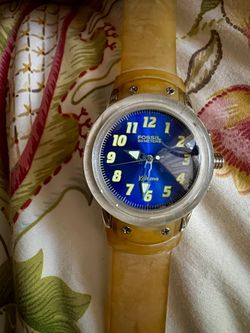 Fossel Jelly Band Watch Yellow With Blue Face.