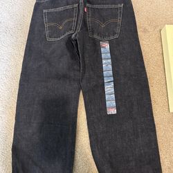 Levi’s 550 28x23 relaxed new