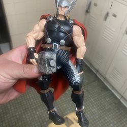 Marvel Legends Thor 