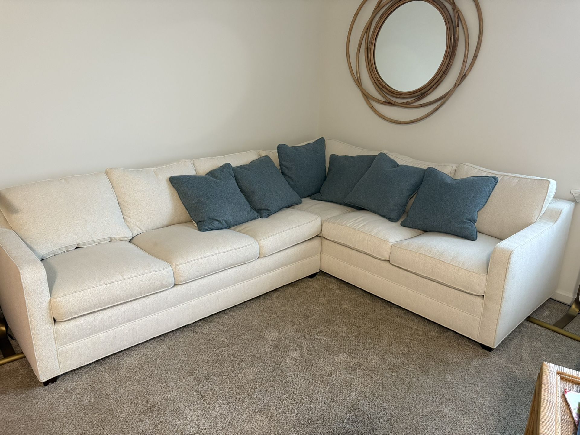 Couch With Pull Out Bed