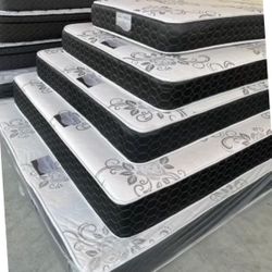 Cal king size mattress / Colchon
