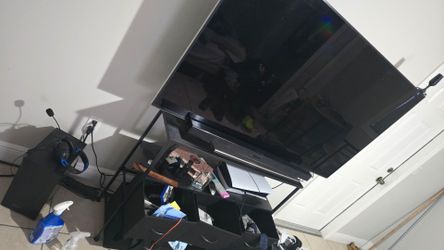 65 in samsung smart TV with soundbar
